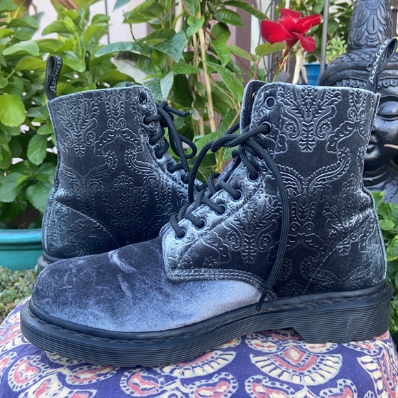 Rare Dr. Martens 1460 Brocade Velvet Paisley Boots - Picture 7 of 16